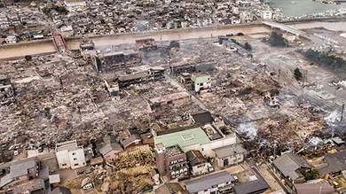 عدد قتلى زلزال اليابان يبلغ 30 وفرق الإنقاذ تسابق الزمن لإيجاد الناجين